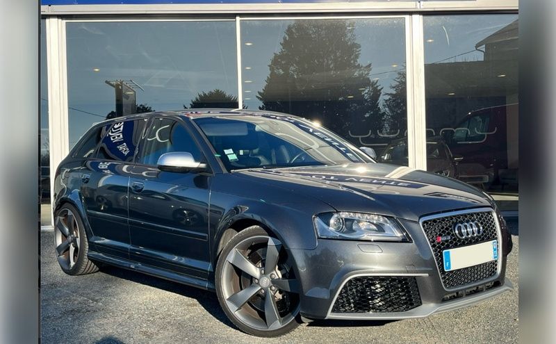 Audi RS3 (8PA) Sportback 2.5 TFSi 20V Quattro S-Tronic 340 cv Boîte auto