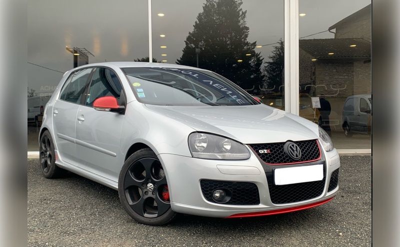 Volkswagen Golf V GTI 2.0 TFSi 16V 200cv